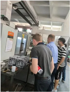 Russian Customers Visit Our Factory - photo 5