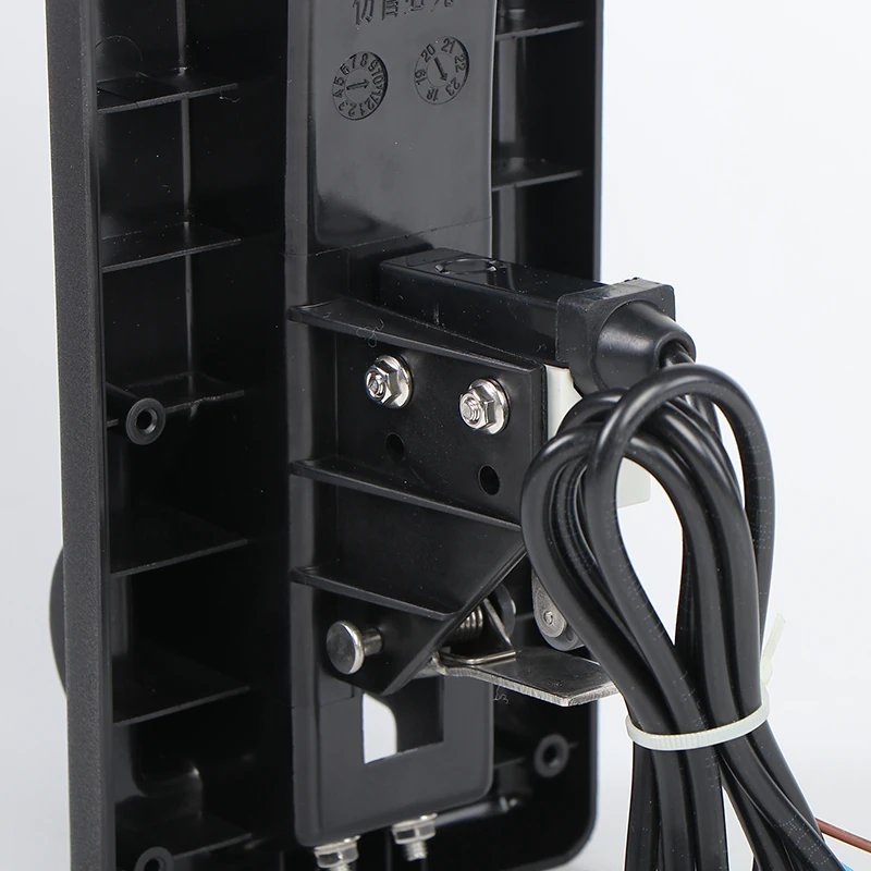DT-PNH-A with Kaixinuo Switch, 1.5 m Cable &mdash; switch mounting detail