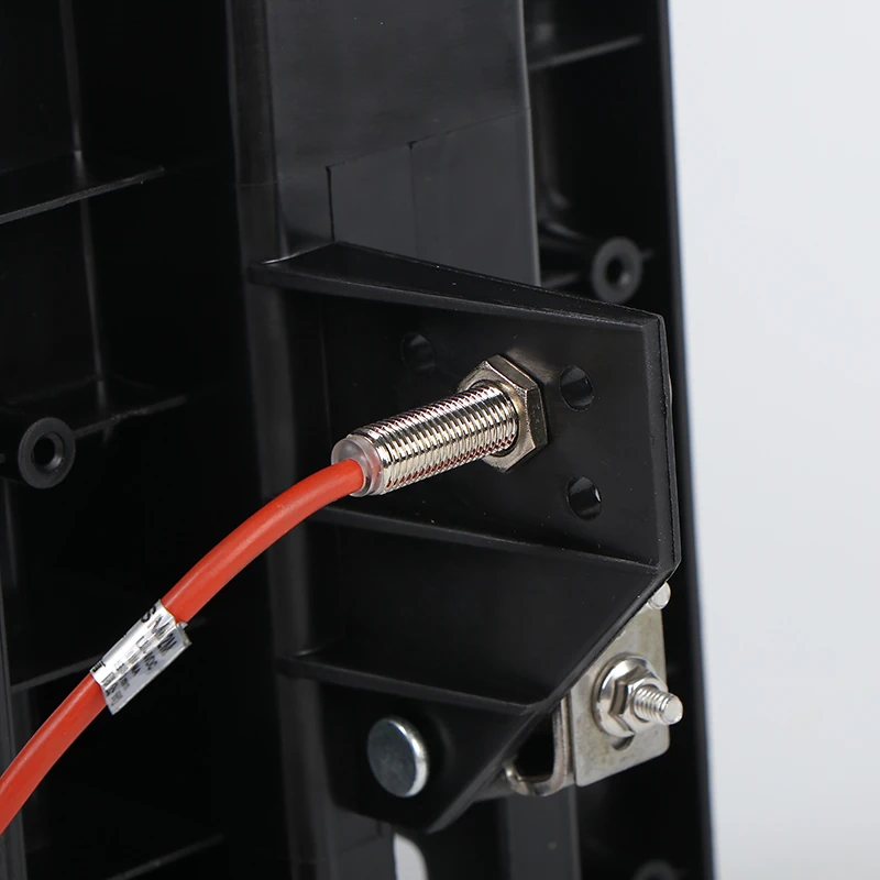 DT-PNH-A with Low-Temperature Hall Switch &mdash; switch mounting detail