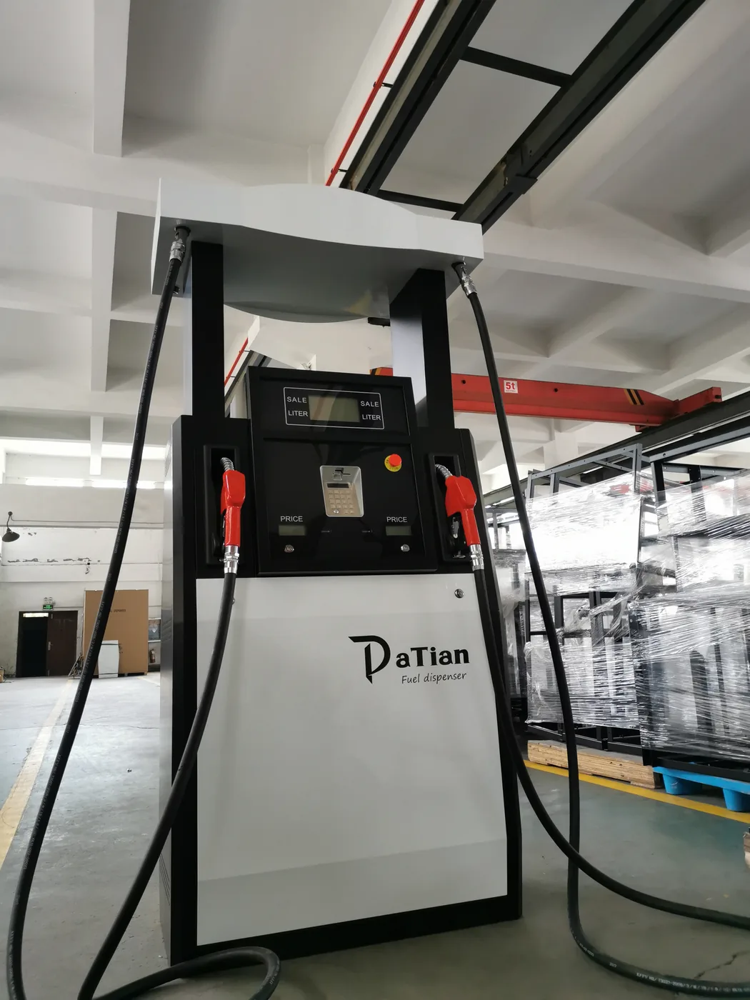 DT-G two-nozzle white cabinet low-angle in the workshop